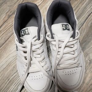 best selling shoes on poshmark